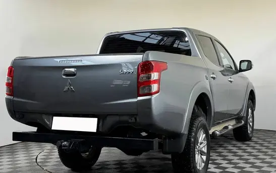 Mitsubishi L200 2.40 автоматическая, фото №1