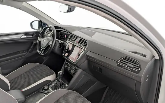 Volkswagen Tiguan 1.40 робот, фото №1